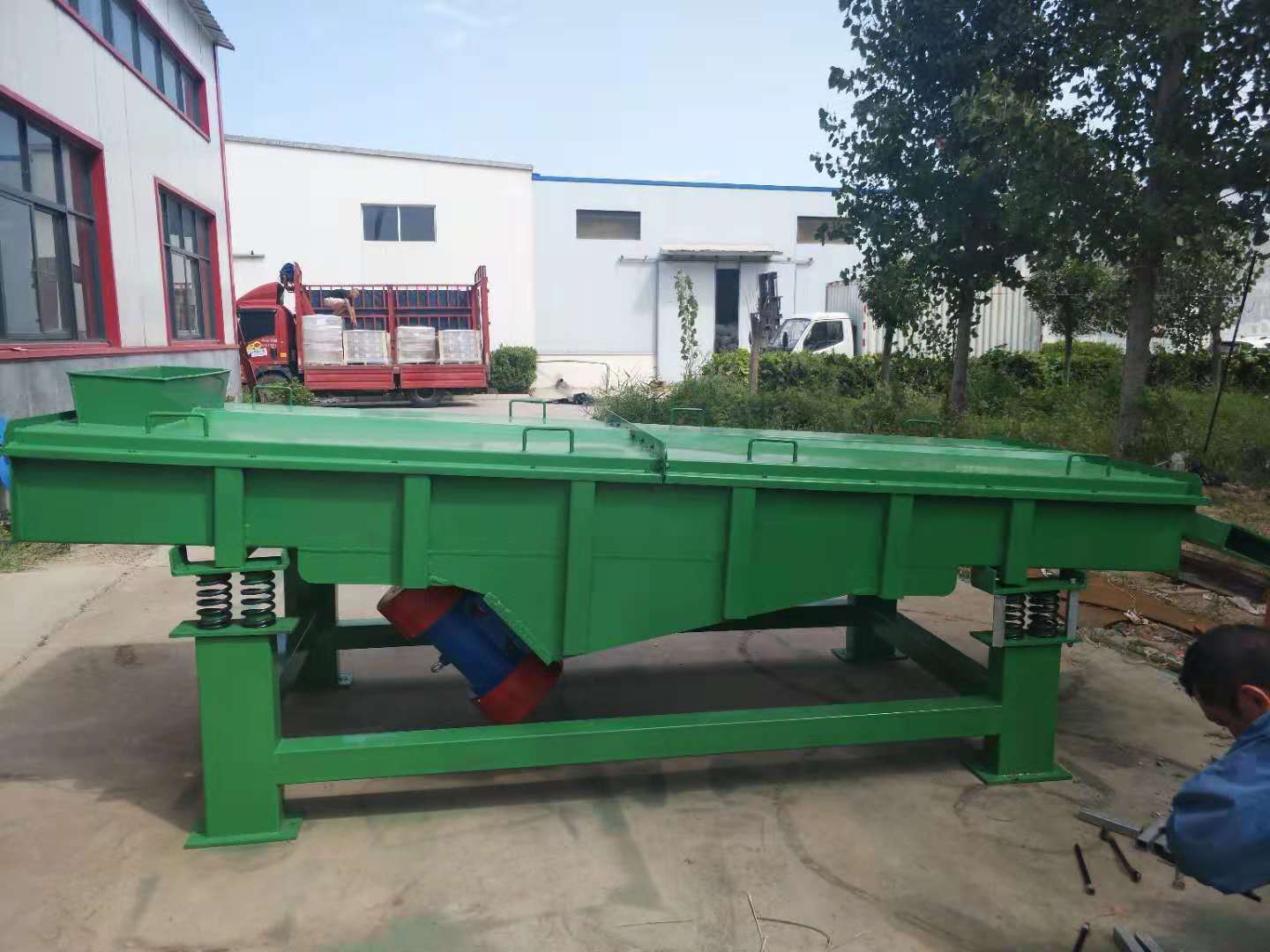 塑料、橡膠顆粒用直線篩